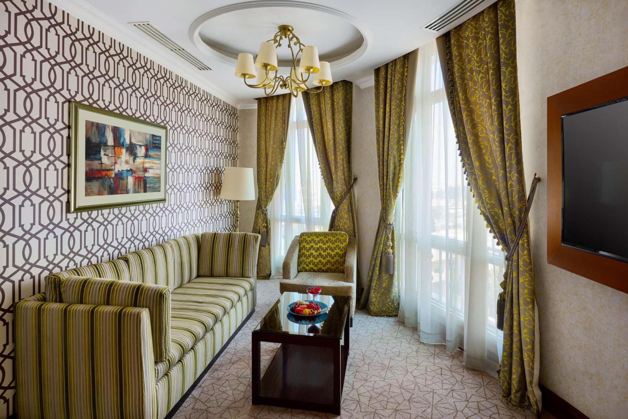 로열 맥심 팰리스 켐핀스키 카이로 외부 사진 A suite at the hotel