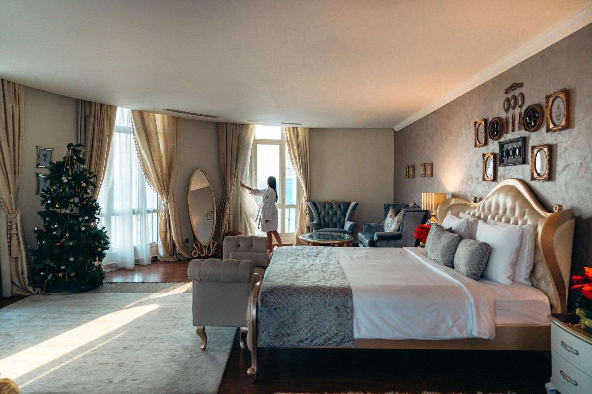 로열 맥심 팰리스 켐핀스키 카이로 외부 사진 Suite at the hotel